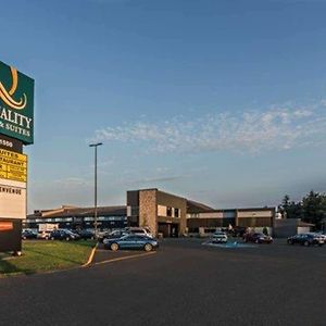 Quality Inn & Suites